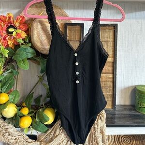Princess Polly Black Eyelet Bodysuit US 6